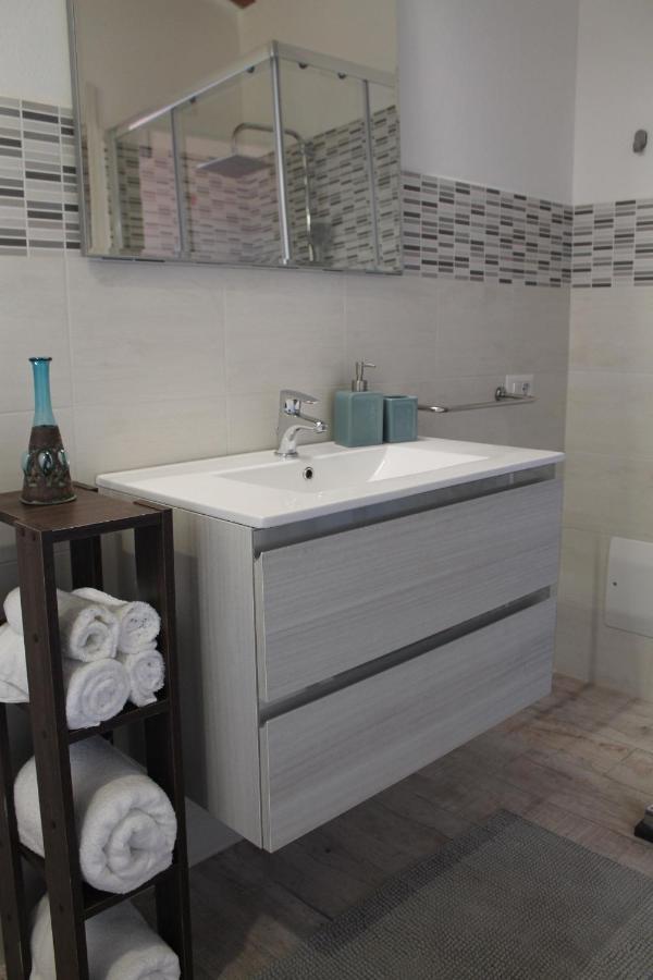 לה מדלנה B&B U Punenti מראה חיצוני תמונה