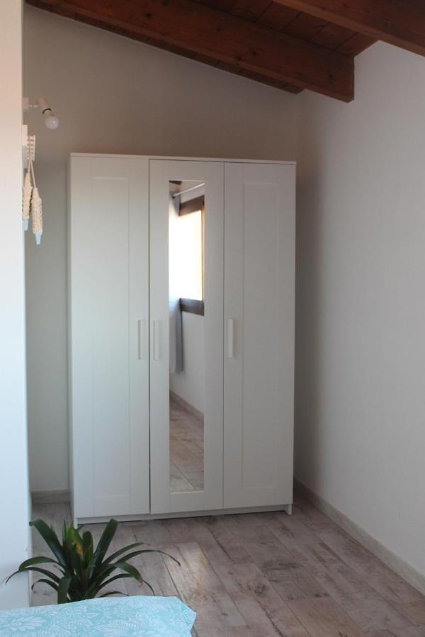 לה מדלנה B&B U Punenti מראה חיצוני תמונה